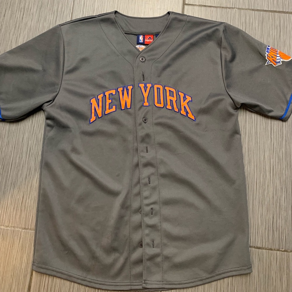 NEW YORK KNICKS JERSEY